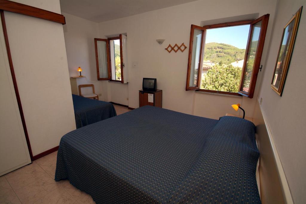 Hotel Anselmi Marciana Marina  Δωμάτιο φωτογραφία